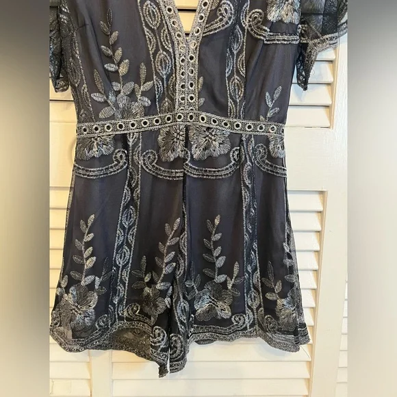 Haute Monde Romper - Picture 5 of 10